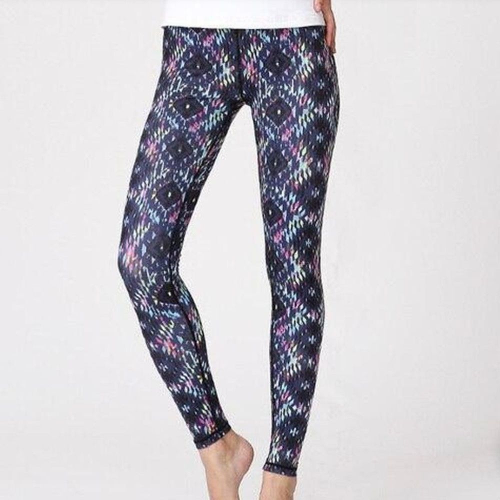 Victoria's Secret VSX Women’s Leggings Brilliant Blue Pink Yellow Design SZ S